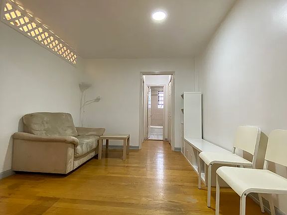 3rd image of 44-16 Macnish St APT 1F