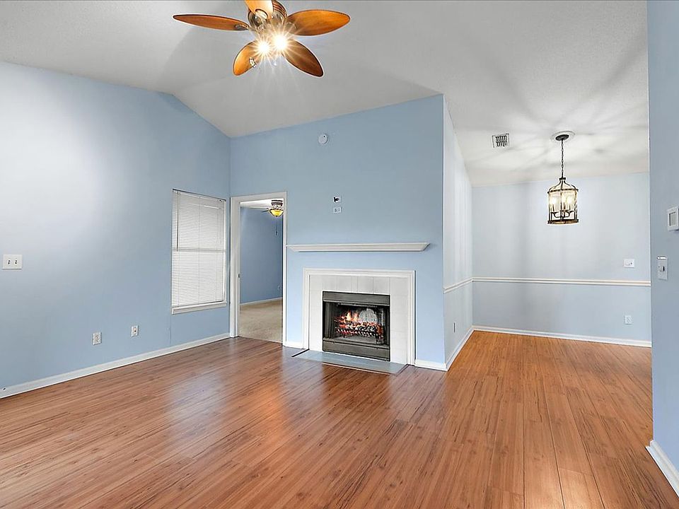 1st image of 300 Sandiron Cir #U-338