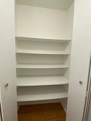 Rented by RELO REDAC INC. | media 12