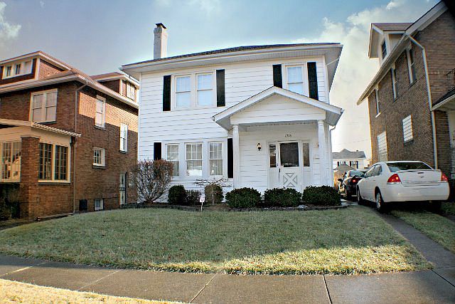 1st image of 1716 Hutchins St