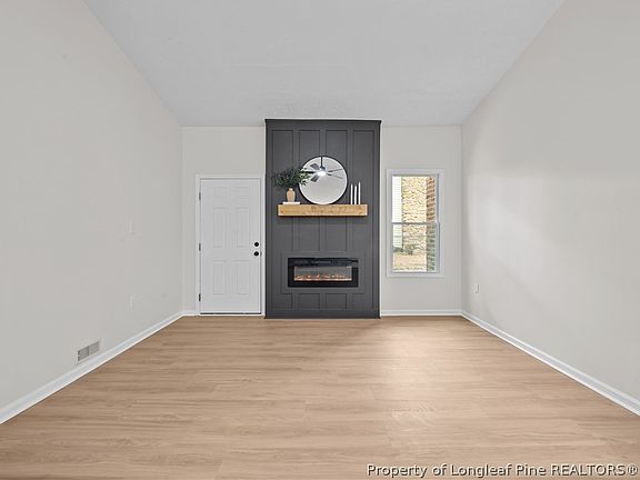 5th image of 6926 Melbourne Dr