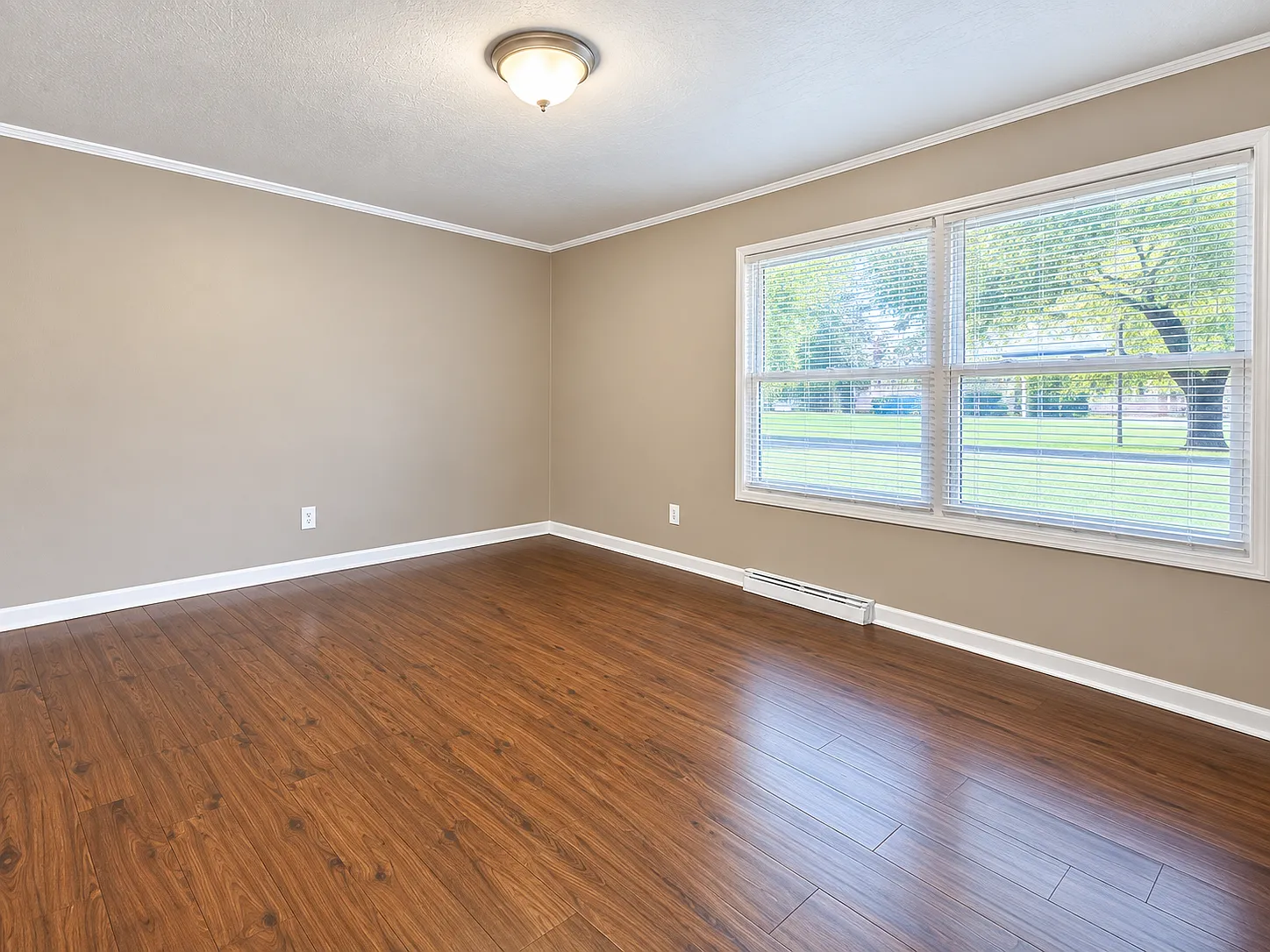 3 bed, 1159 sqft, $1,450 — Photo 3