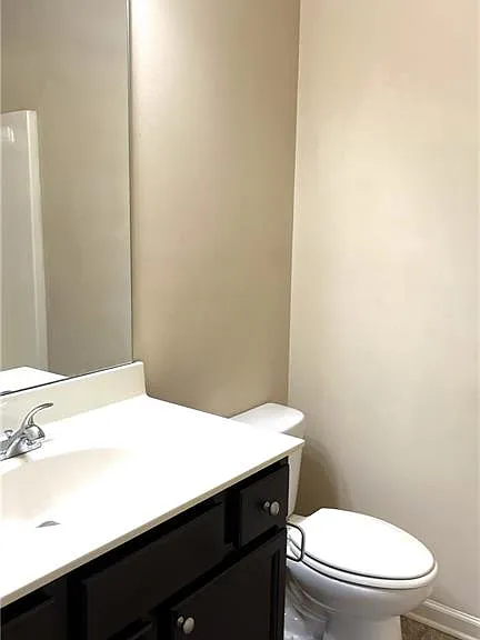 3689 Brockenhurst Dr — Photo 10