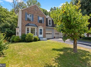 7941 Gambrill Ct, Springfield, VA 22153