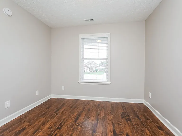 1632 Beaconcrest Cir — Photo 15
