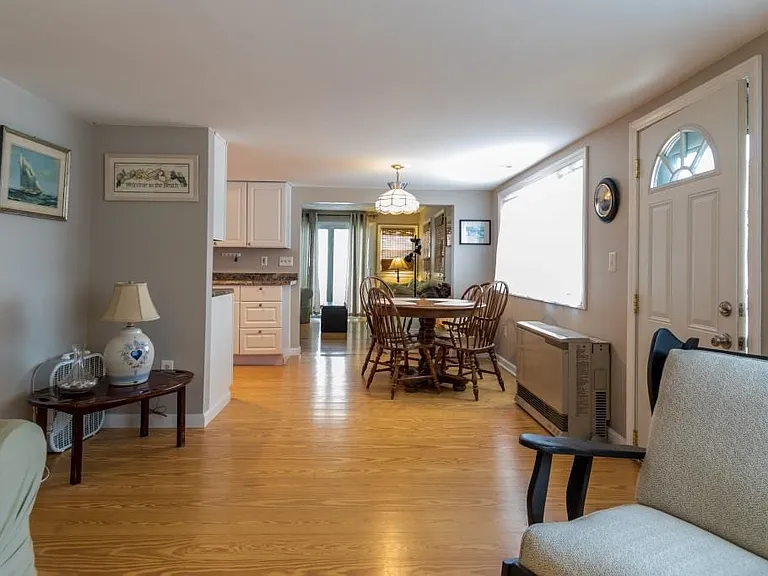 6 Willow Ln — Photo 5