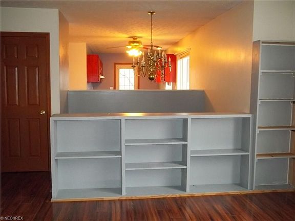 5th image of 158 Captain Ames Dr