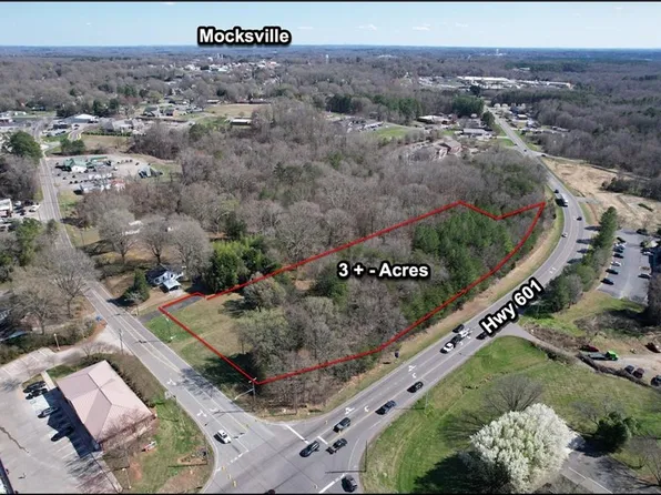 752 Wilkesboro St, Mocksville, NC 27028