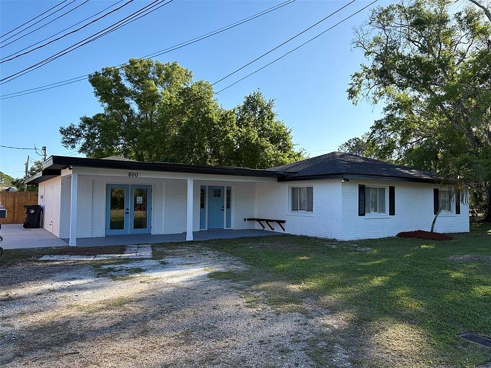 1st image of 800 SAINT PETERSBURG DRIVE W