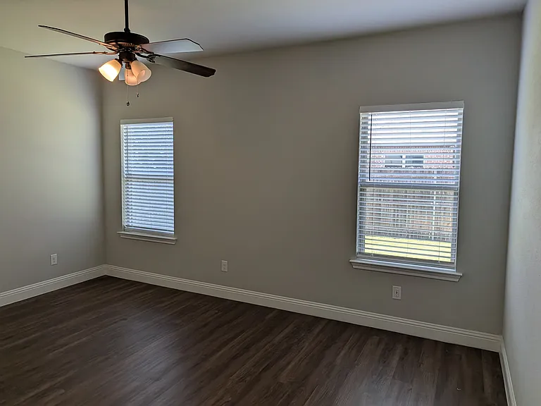 6320 Battle Mountain Trl — Photo 9