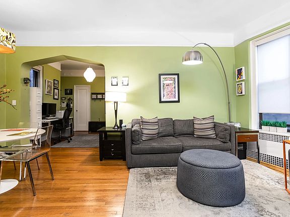 3rd image of 250 W 22nd St APT 3B