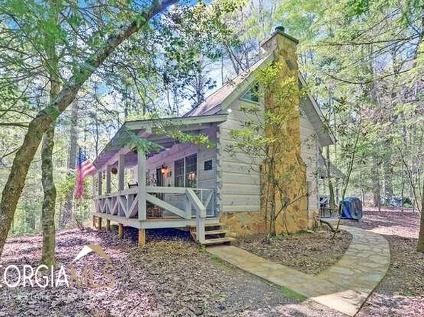 45 N Holly Ter, Blue Ridge, GA 30513