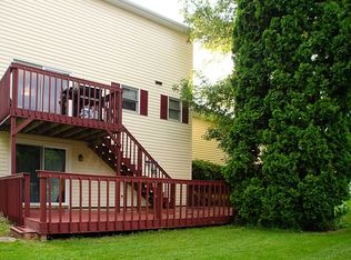 3013 Artesian Ln, Madison, WI 53713