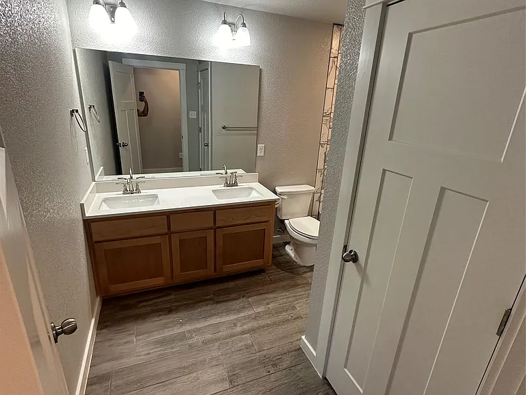 3102 Stonewall Dr #B — Photo 9