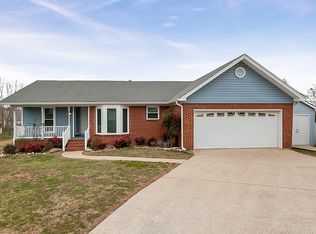 102 Westbrook Ct, Columbia, TN 38401