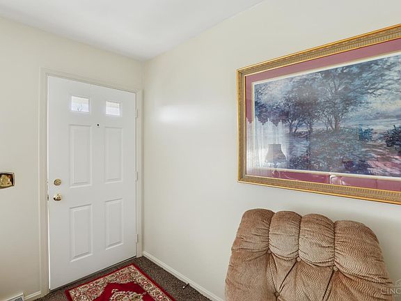 4th image of 4996 Donlar Ave