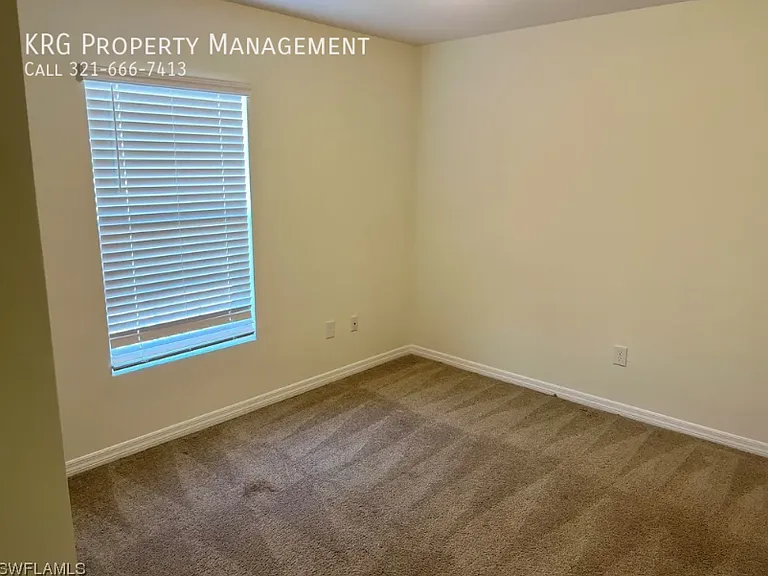 4018 NE 9th Ave — Photo 8