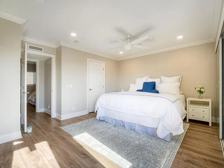 7509 Draper Ave — Photo 18
