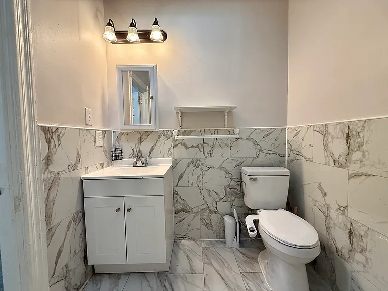 5717 Haverford Ave — Photo 14