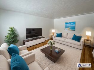 415-417 S Owens St #415, Denver, CO 80226