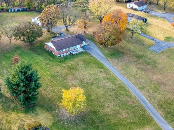 161 Lewis Rd, Annville, PA 17003