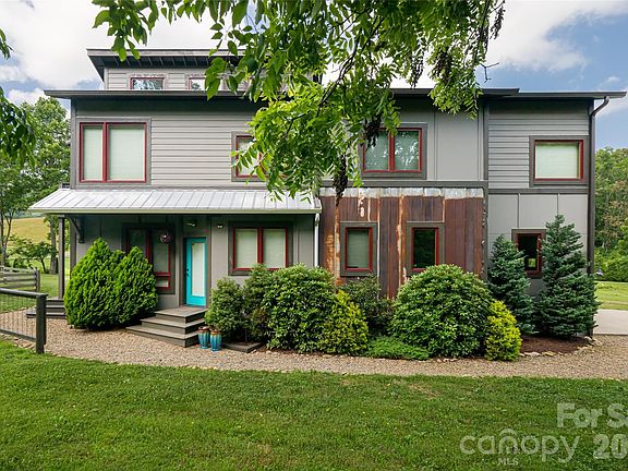 2nd image of 43 Upper Herron Cove Rd
