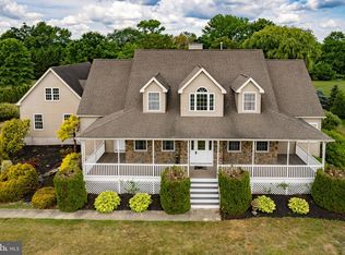 39 Burnt House Rd, Shamong, NJ 08088