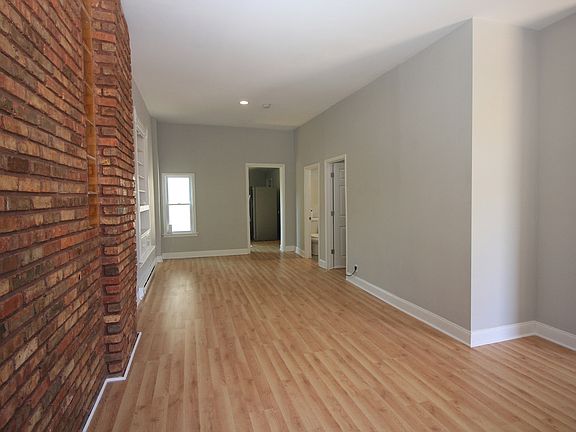 3rd image of 2918 W 5th Ave #1