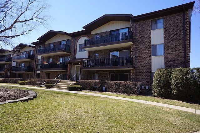 1st image of 13911 James Dr #1008