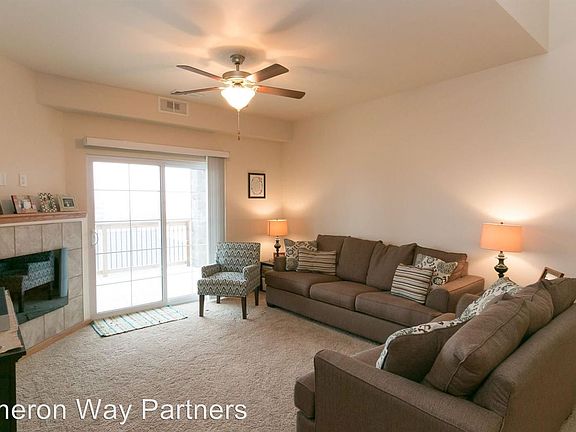 3rd image of 1680 Lincoln Dr Unit 207