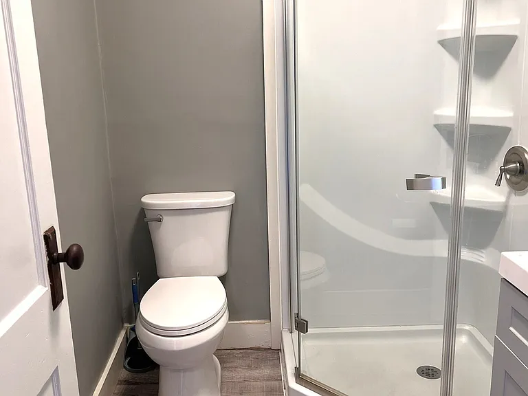 2 Raymond Ave — Photo 16