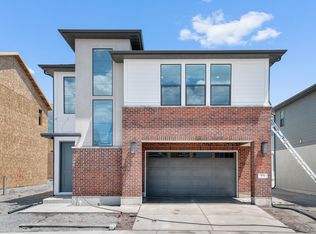 574 N Cornstalk Ln, Lindon, UT 84042