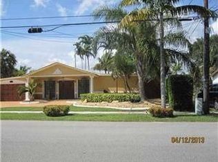 8321 NW 182nd St, Hialeah, FL 33015