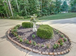 18 Beaver Ridge Rd, Stafford, VA 22556