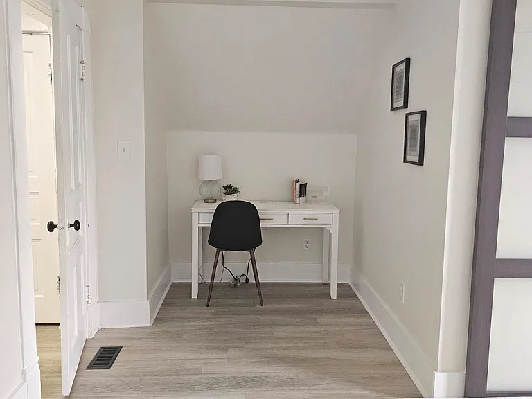 1320 N Olney St — Photo 18
