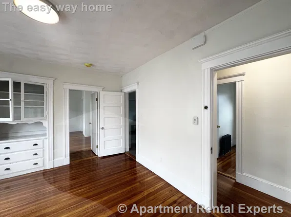 76 Conwell Ave, Somerville, MA