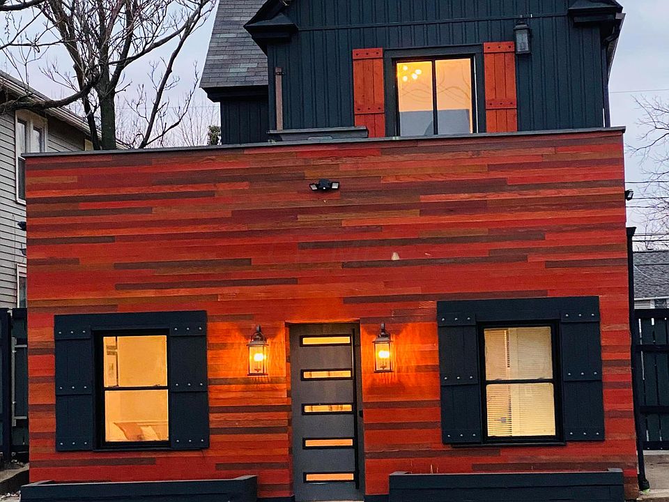 1st image of 2573 Indianola Ave