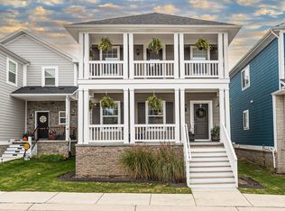 3892 Andover Ave, Auburn Hills, MI