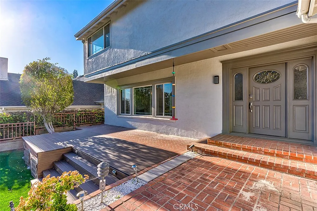 4 bed, 2751 sqft, $10,000 — Photo 4
