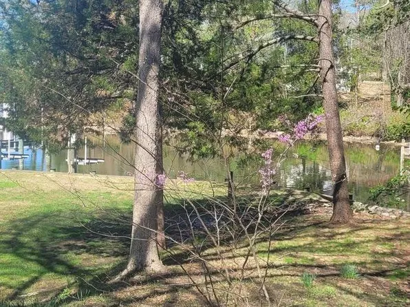 12971 Mills Creek Dr, Lusby, MD 20657