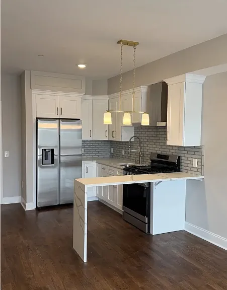 587 River St #303 — Photo 2