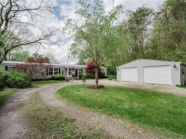 43 Polo Dr, Shelocta, PA 15774