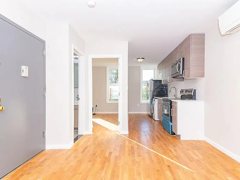 241 Rockaway Ave #2F — Photo 3