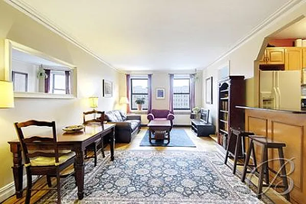 Sold by Bellmarc Realty | media 15