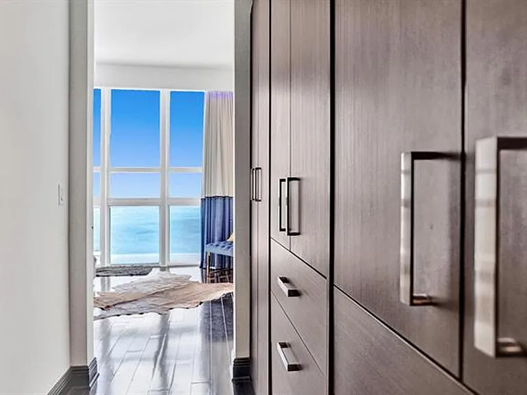 951 Brickell Ave #CU-4308 — Photo 13
