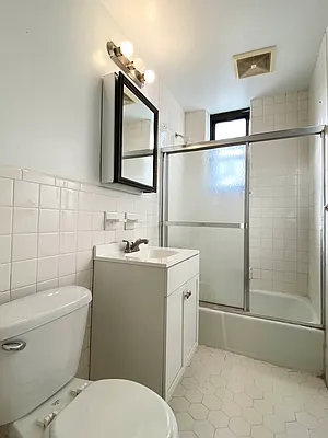 Rented by Compass | media 21