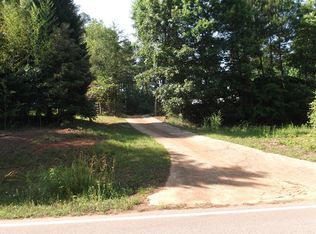 5626 Flat Creek Rd, Gainesville, GA 30504