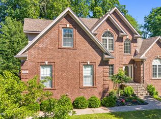 3516 Hardwood Forest Dr, Louisville, KY 40214