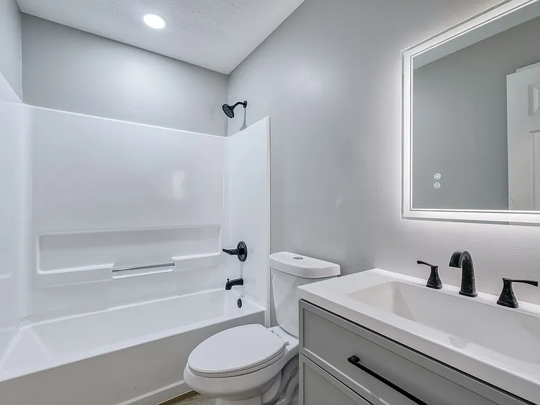 3020 Hampton Club Way — Photo 14