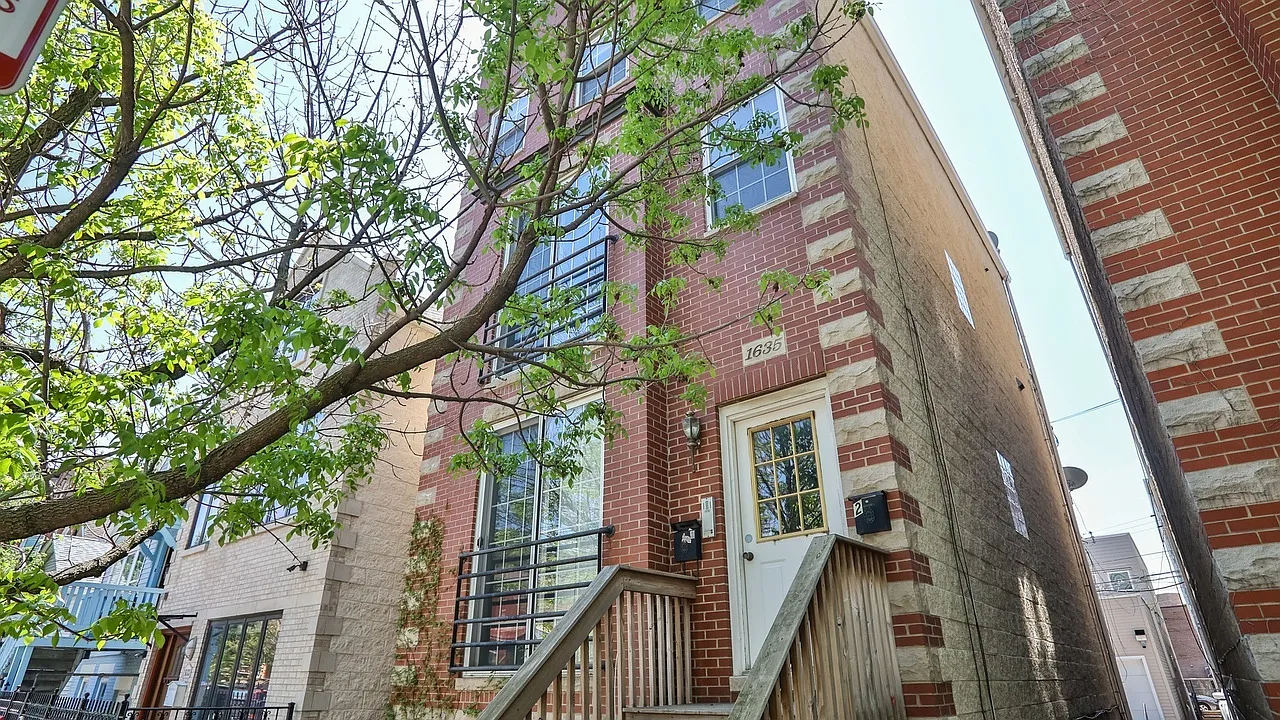 2 bed, 1.5 bath, 1200 sqft, $3,500 — Photo 1